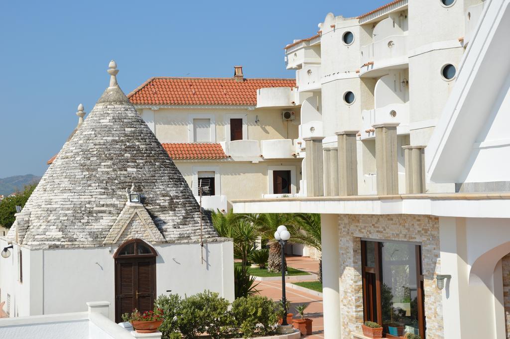 Hotel Residence Il Gabbiano Cirò Marina Extérieur photo