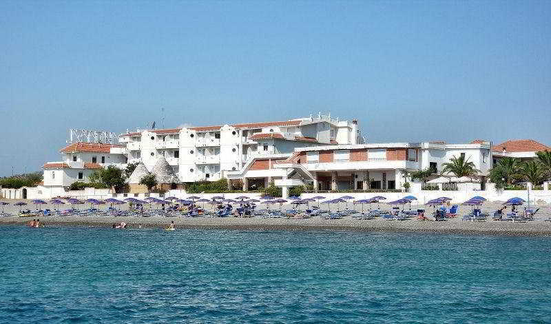 Hotel Residence Il Gabbiano Cirò Marina Extérieur photo