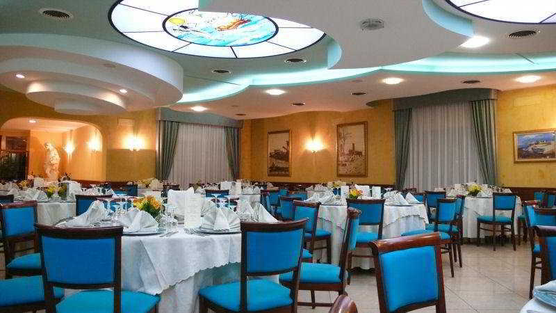 Hotel Residence Il Gabbiano Cirò Marina Extérieur photo